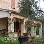 La Casa Delle Rondini Bed & Breakfast 3*