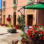 Bed & Breakfast La Casa Delle Rondini Staffolo