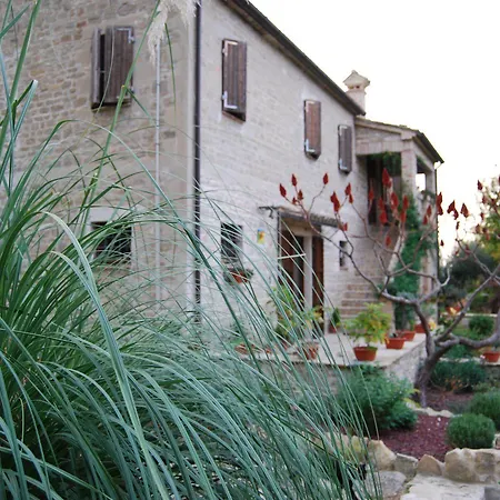 ベッド・アンド・ブレックファスト La Casa Delle Rondini 3*
