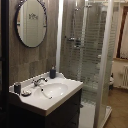 La Casa Delle Rondini Bed & Breakfast *