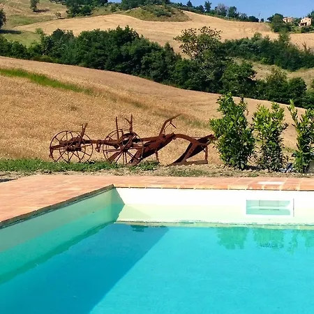 ベッド・アンド・ブレックファスト La Casa Delle Rondini Staffolo